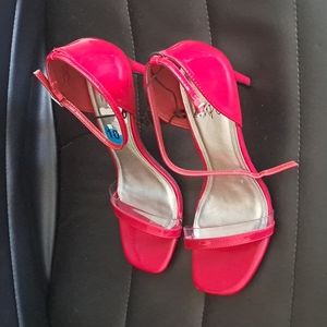 Nwt Clesr Strap Heels